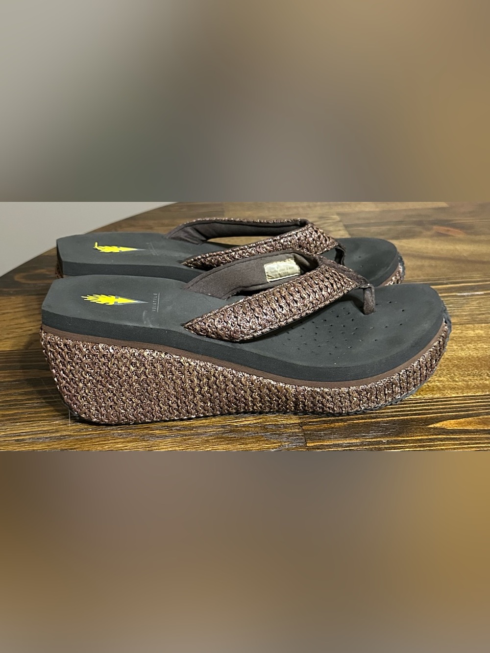 Volatile Brown Woven Platform Flip-Flop Sandals. new without box
